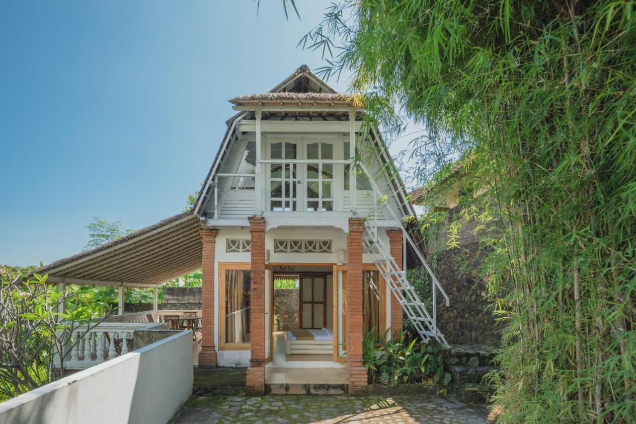 Villa Dinding Batu Singaraja Eksteriør bilde