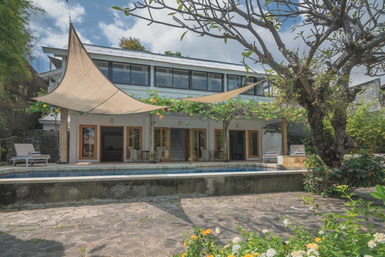 Villa Dinding Batu Singaraja Eksteriør bilde